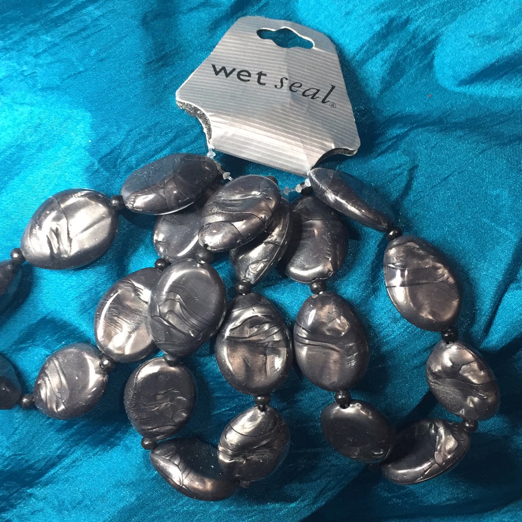 New Wet Seal Black Charcoal Gray Stretch Bracelets